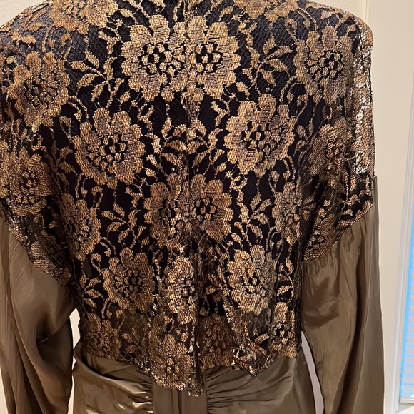 Metallic Bronze skirt and lace-back blouse matching set by Zum Zum. Vintage SZ 5 - Picture 2 of 5